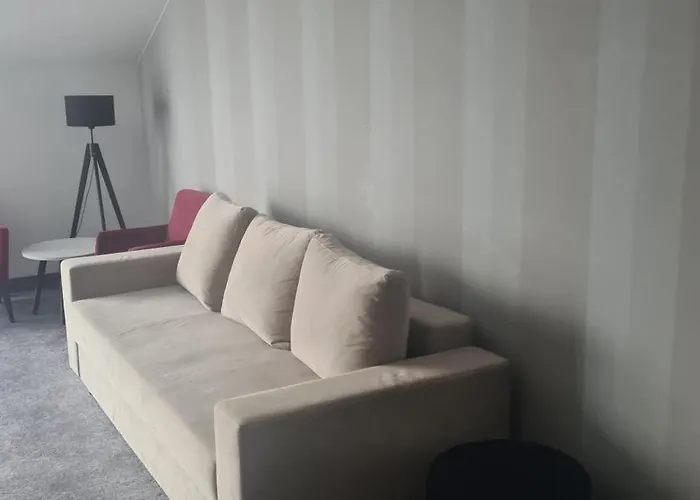 Czarna Perla Czarna Gora 402 * Sienna (Klodzko)